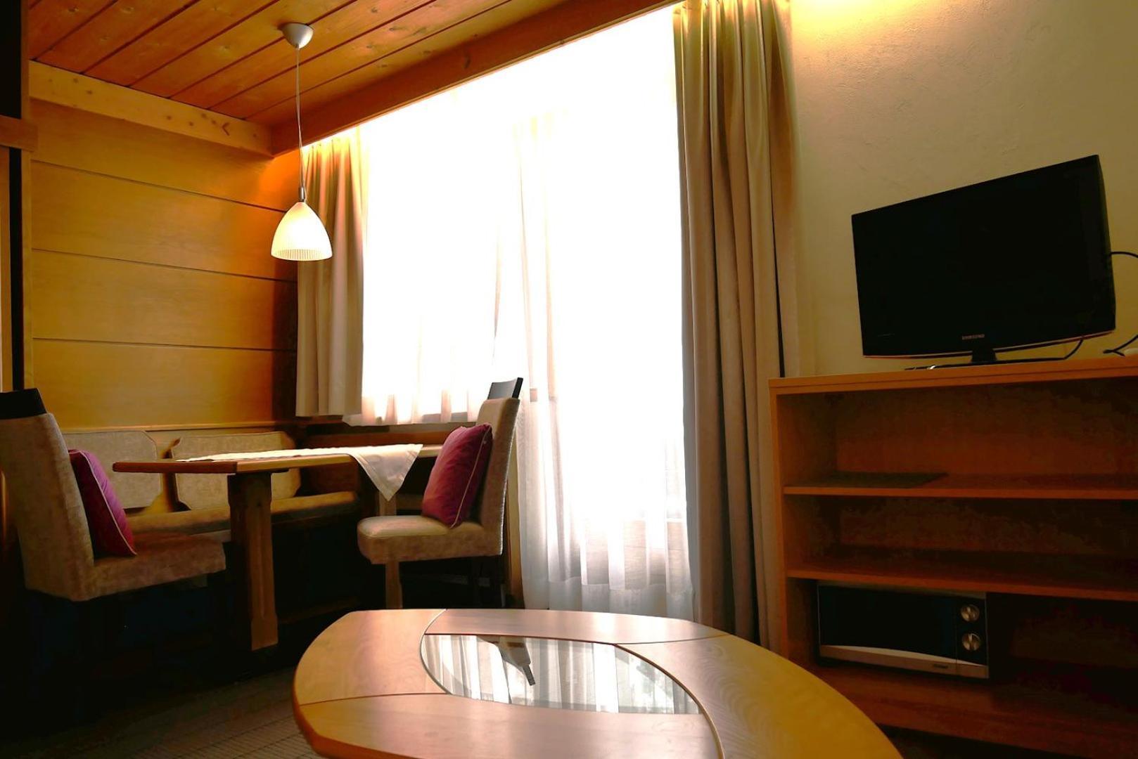 Hotel Garni Bergsonne Samnaun Phòng bức ảnh