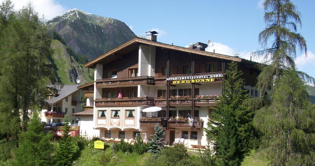 Hotel Garni Bergsonne Samnaun Ngoại thất bức ảnh