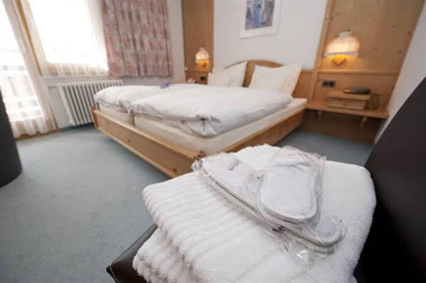 Hotel Garni Bergsonne Samnaun Ngoại thất bức ảnh